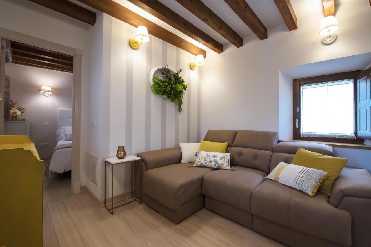 La Casa Del Transito